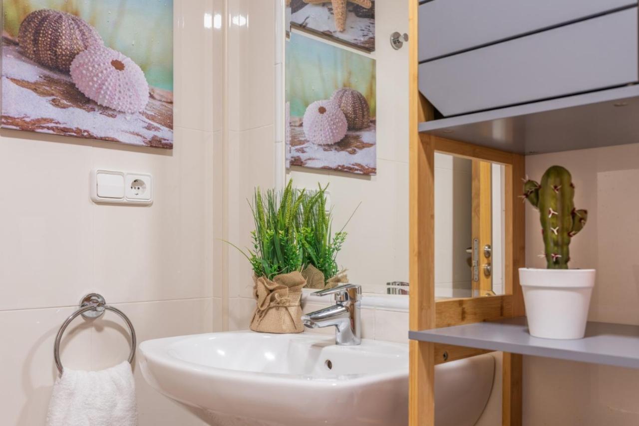 Apartamento Centro Sanxenxo Con Parking Gratis Exterior foto